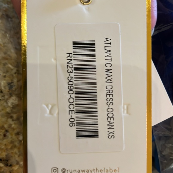 Atlantic Runaway Label Dress - Picture 4 of 4